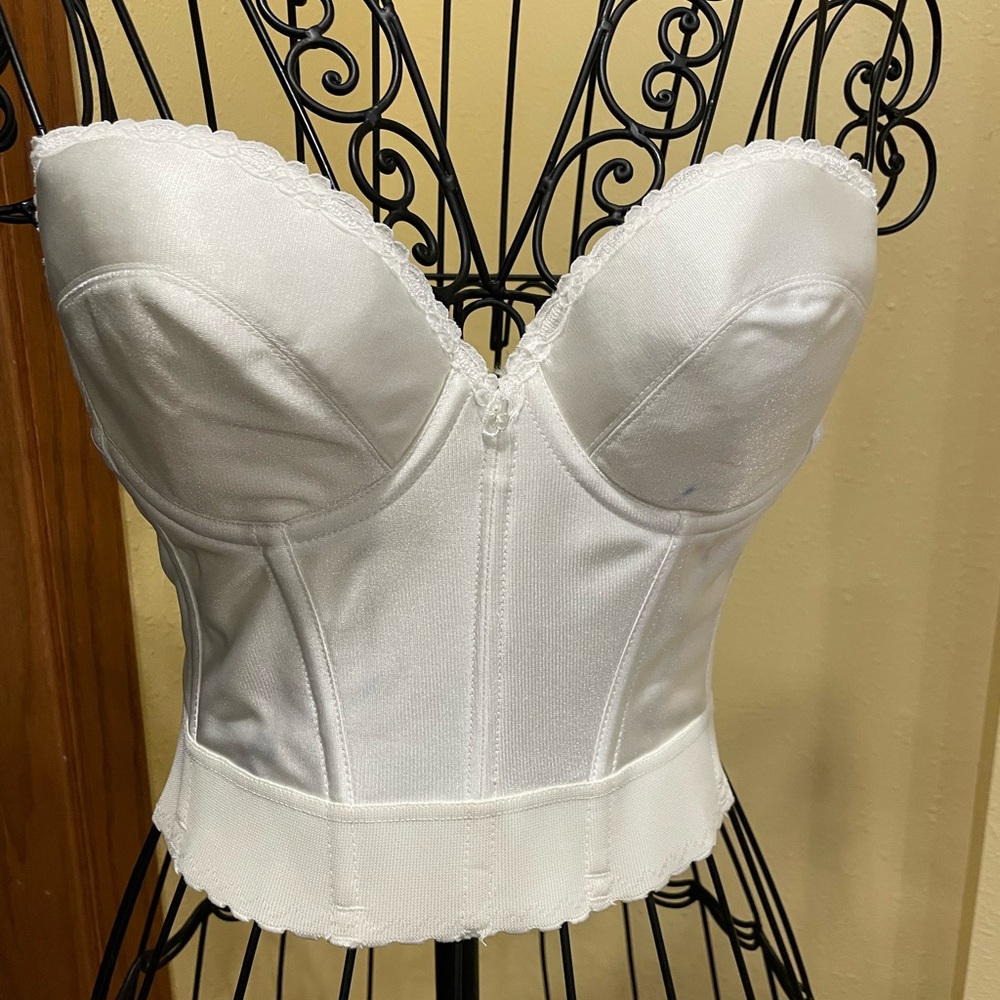 Carnival Strapless, Longline Bra with low back 36C